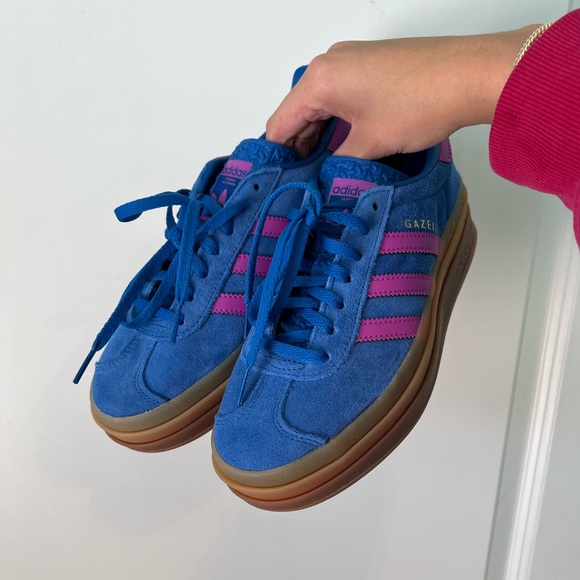 Adidas Women's Gazelle Bold Platform Sneaker in Bold Blue/Lucid Pink size 7 - Picture 3 of 5